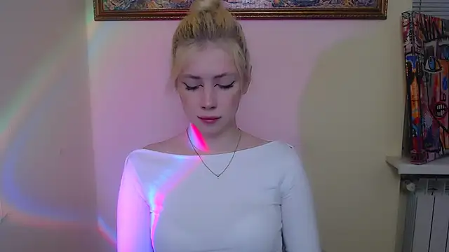 AliceHotty  online show from 04/03/26, 07:15