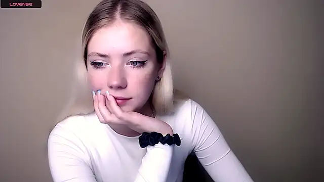 AliceHotty  online show from 09/11/25, 06:13