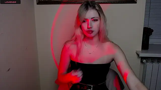 AliceHotty  online show from 12/18/25, 07:46