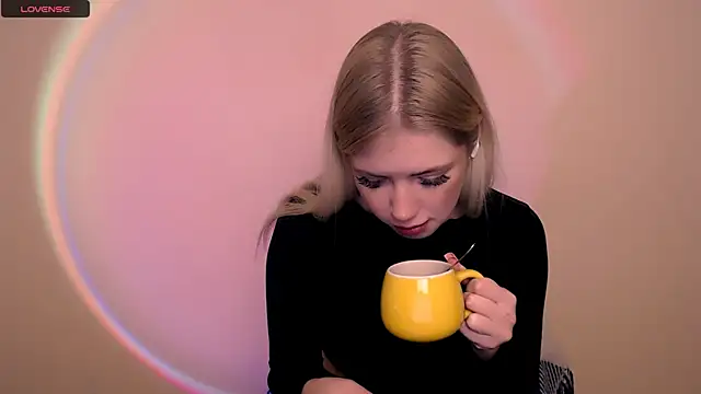 AliceHotty  online show from 11/14/25, 07:56