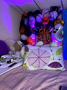 MiaRousexxx  online show from 10/31/25, 01:13