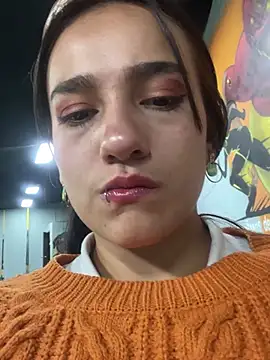 Snapshot of MiaRousexxx_ chatting on 01/14/26, 04:38 MiaRousexxx online show from 01/14/26, 04:38