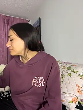 Snapshot of MiaRousexxx_ chatting on 02/26/26, 01:27 MiaRousexxx online show from 02/26/26, 01:27