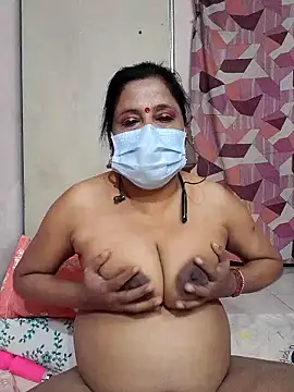 mature mimi online show from 01/13/26, 10:08