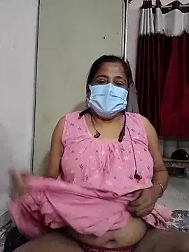 mature mimi online show from 06/01/26, 01:11