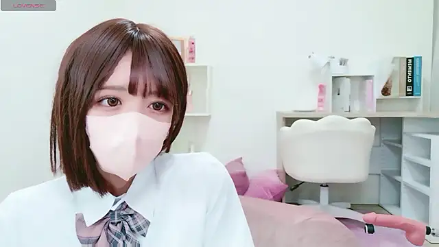 Reina Fcup online show from 05/18/26, 10:31