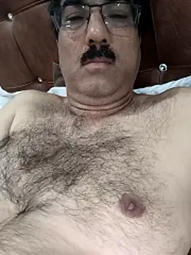 moonflower25 online show from 12/15/25, 02:06