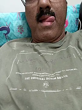 moonflower25 online show from 02/19/26, 05:54