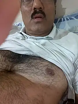 moonflower25 online show from 10/31/25, 11:07