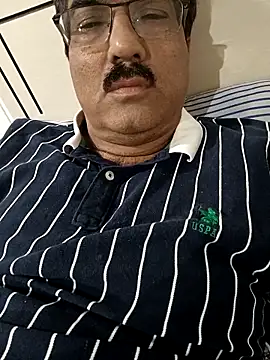 moonflower25 online show from 11/06/25, 02:43