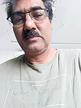 moonflower25 online show from 12/21/25, 04:03