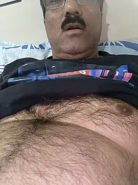 moonflower25 online show from 10/27/25, 03:07