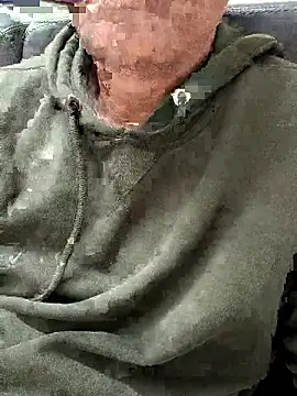 moonflower25 online show from 01/18/26, 03:32