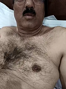 moonflower25 online show from 12/19/25, 03:14