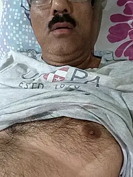 moonflower25 online show from 10/21/25, 08:52