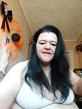 BlacReign online show from 10/31/25, 12:35