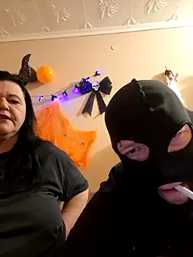 BlacReign online show from 10/17/25, 07:04