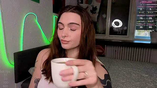 dorfmatratze   online show from 12/03/25, 01:32