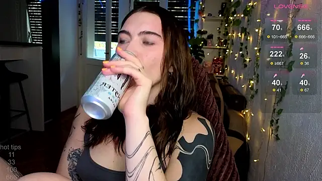 dorfmatratze   online show from 10/18/25, 07:10