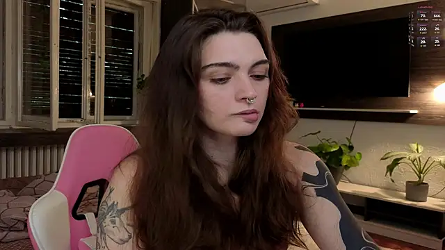 Snapshot of dorfmatratze__ chatting on 06/15/26, 04:56 dorfmatratze online show from 06/15/26, 04:56