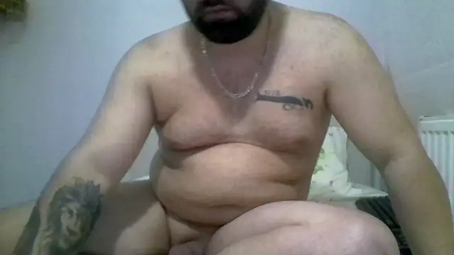 Snapshot of hardick582 chatting on 10/30/25, 10:06 hardick582 online show from 10/30/25, 10:06