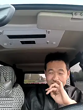 Snapshot of huanhuanaaaaa chatting on 04/16/26, 10:05 huanhuanaaaaa online show from 04/16/26, 10:05