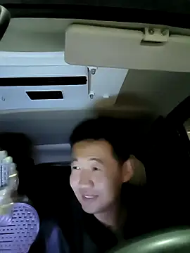 huanhuanaaaaa online show from 04/18/26, 12:18