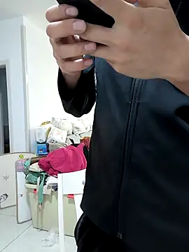 Snapshot of huanhuanaaaaa chatting on 04/13/26, 01:09 huanhuanaaaaa online show from 04/13/26, 01:09