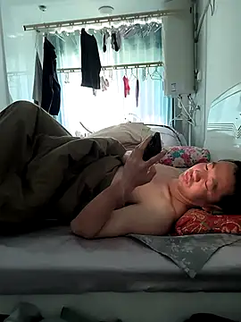 Snapshot of huanhuanaaaaa chatting on 04/11/26, 01:24 huanhuanaaaaa online show from 04/11/26, 01:24