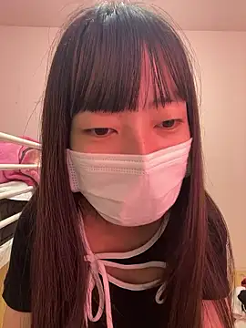 Snapshot of aonyan_7 chatting on 10/10/25, 12:11 aonyan 7 online show from 10/10/25, 12:11