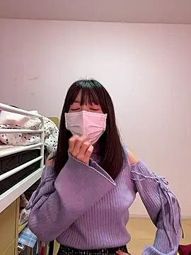 Snapshot of aonyan_7 chatting on 10/23/25, 11:36 aonyan 7 online show from 10/23/25, 11:36