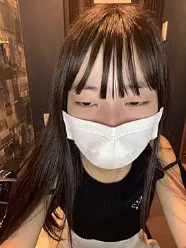 Snapshot of aonyan_7 chatting on 09/20/25, 04:06 aonyan 7 online show from 09/20/25, 04:06