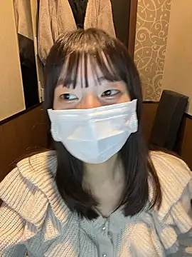 Snapshot of aonyan_7 chatting on 10/31/25, 09:17 aonyan 7 online show from 10/31/25, 09:17