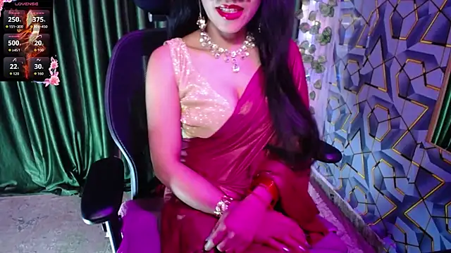 Snapshot of heyy_kiran chatting on 04/19/26, 03:35 heyy kiran online show from 04/19/26, 03:35