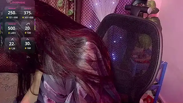 Snapshot of heyy_kiran chatting on 01/13/26, 04:33 heyy kiran online show from 01/13/26, 04:33