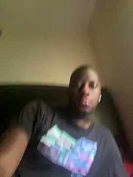 Snapshot of ThickDic28 chatting on 06/13/26, 01:53 ThickDic28 online show from 06/13/26, 01:53