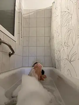 Emilia Mausi online show from 12/02/25, 07:59