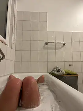 Emilia Mausi online show from 09/28/25, 07:21