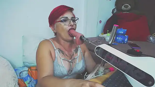 Yeny hot  online show from 10/01/25, 04:50