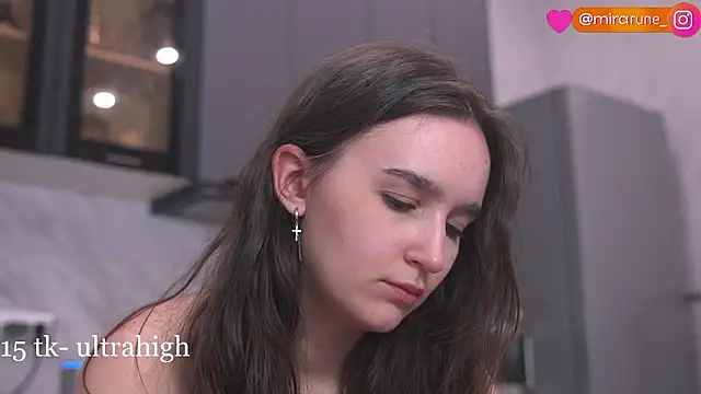 Mirarune online show from 03/11/26, 07:41