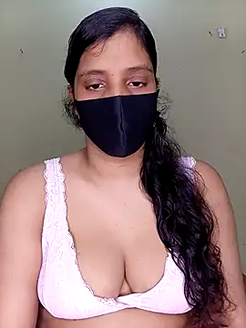 Rose-luckey online show from 10/27/25, 01:45