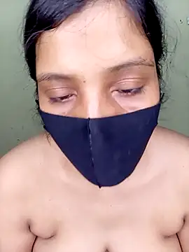 Rose-luckey online show from 10/12/25, 04:14