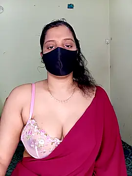 Rose-luckey online show from 11/28/25, 12:27