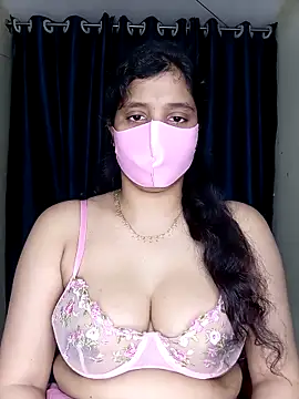 Rose-luckey online show from 03/06/26, 01:28