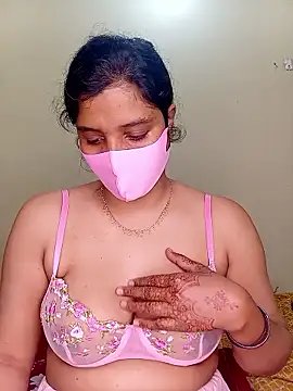 Rose-luckey online show from 01/09/26, 01:29