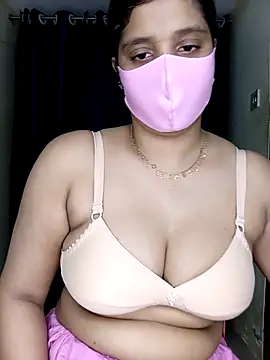 Rose-luckey online show from 03/05/26, 06:15