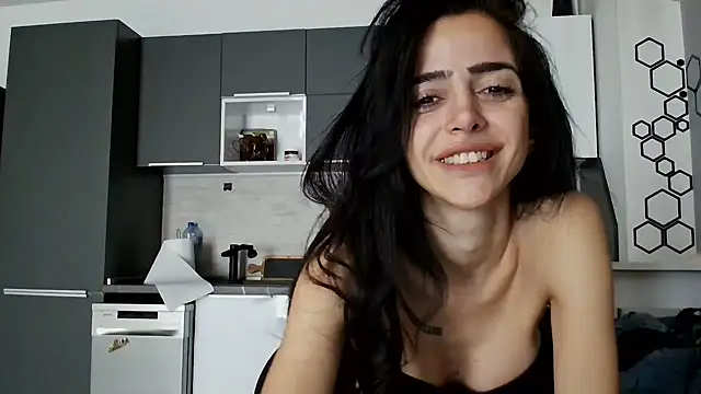 Snapshot of gglingeriee chatting on 10/11/25, 07:42 gglingeriee online show from 10/11/25, 07:42