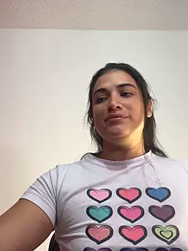 Snapshot of alice_shyness chatting on 10/26/25, 05:19 alice shyness online show from 10/26/25, 05:19