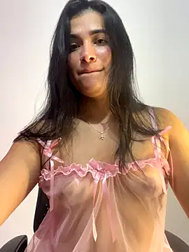 Snapshot of alice_shyness chatting on 10/19/25, 05:10 alice shyness online show from 10/19/25, 05:10