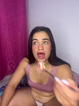 Snapshot of alice_shyness chatting on 09/27/25, 11:22 alice shyness online show from 09/27/25, 11:22